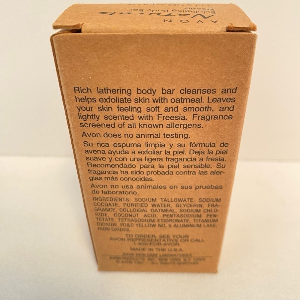 Avon Shower Brush/ Exfoliation Mitt/ Skin So Soft/ Naturals Shower Gel/ Soaps - Picture 12 of 15